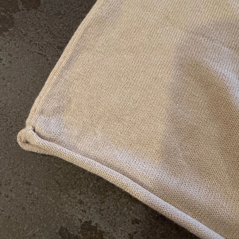 🤎🌾🧶GAP Wheat Tan Long Sleeve Sweater - Picture 4 of 5